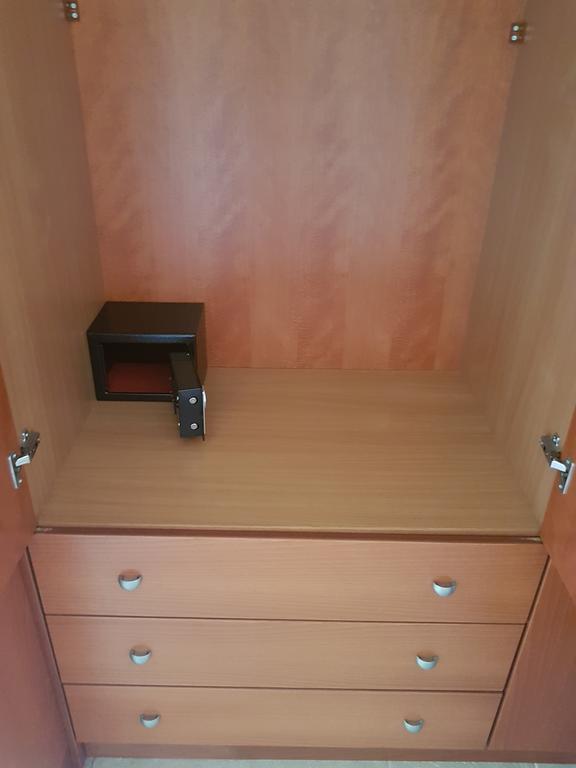 Melina'S Apartments Kalavárda Екстериор снимка