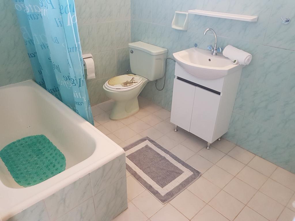 Melina'S Apartments Kalavárda Екстериор снимка