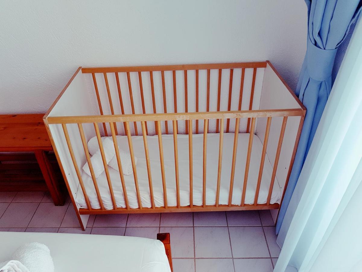 Melina'S Apartments Kalavárda Екстериор снимка